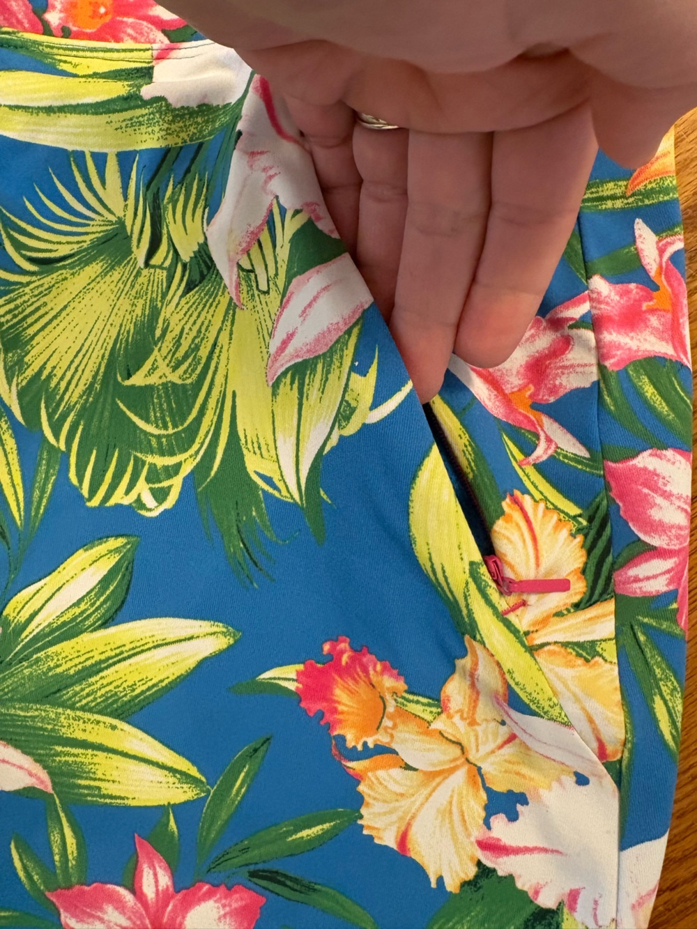 Tommy Bahama IslandZone Tropical Floral Golf Tennis Skort Set, size Large - Picture 12 of 16